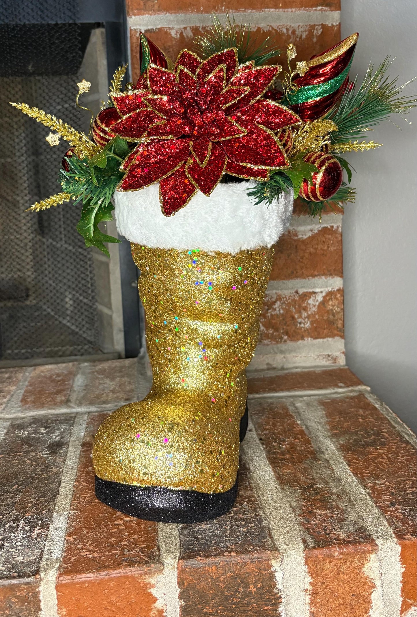 Gold Glitter Santa Boot Centerpiece