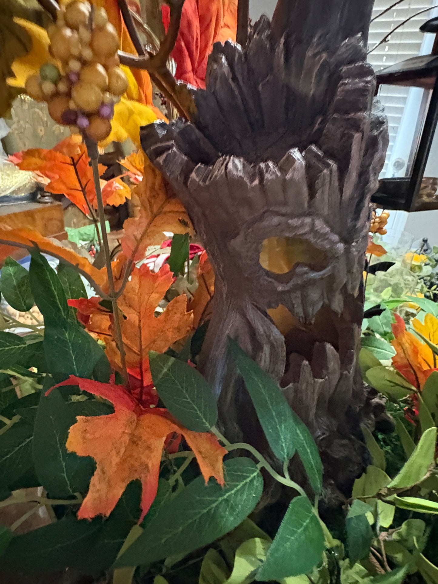 Haunted Tree Halloween Centerpiece
